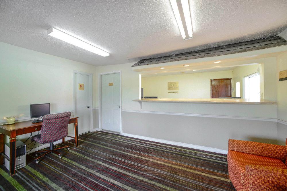 Econo Lodge Inn & Suites Carbondale Ngoại thất bức ảnh