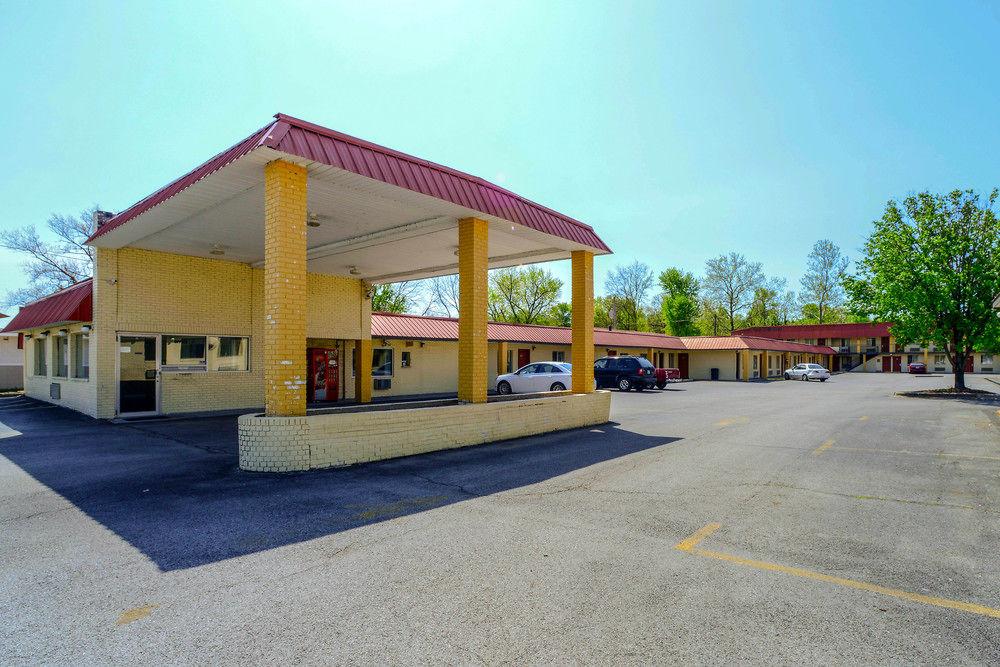 Econo Lodge Inn & Suites Carbondale Ngoại thất bức ảnh
