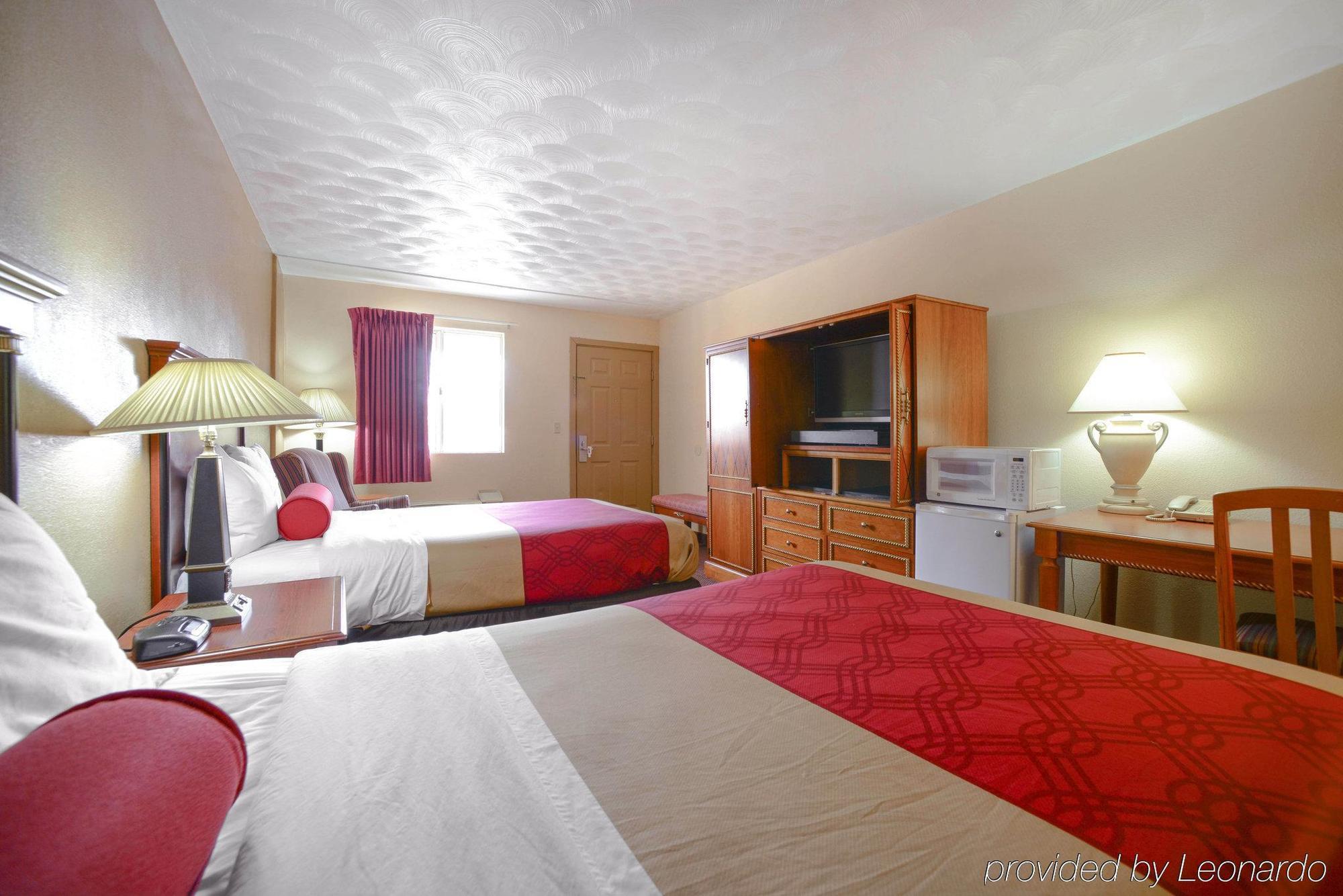 Econo Lodge Inn & Suites Carbondale Ngoại thất bức ảnh