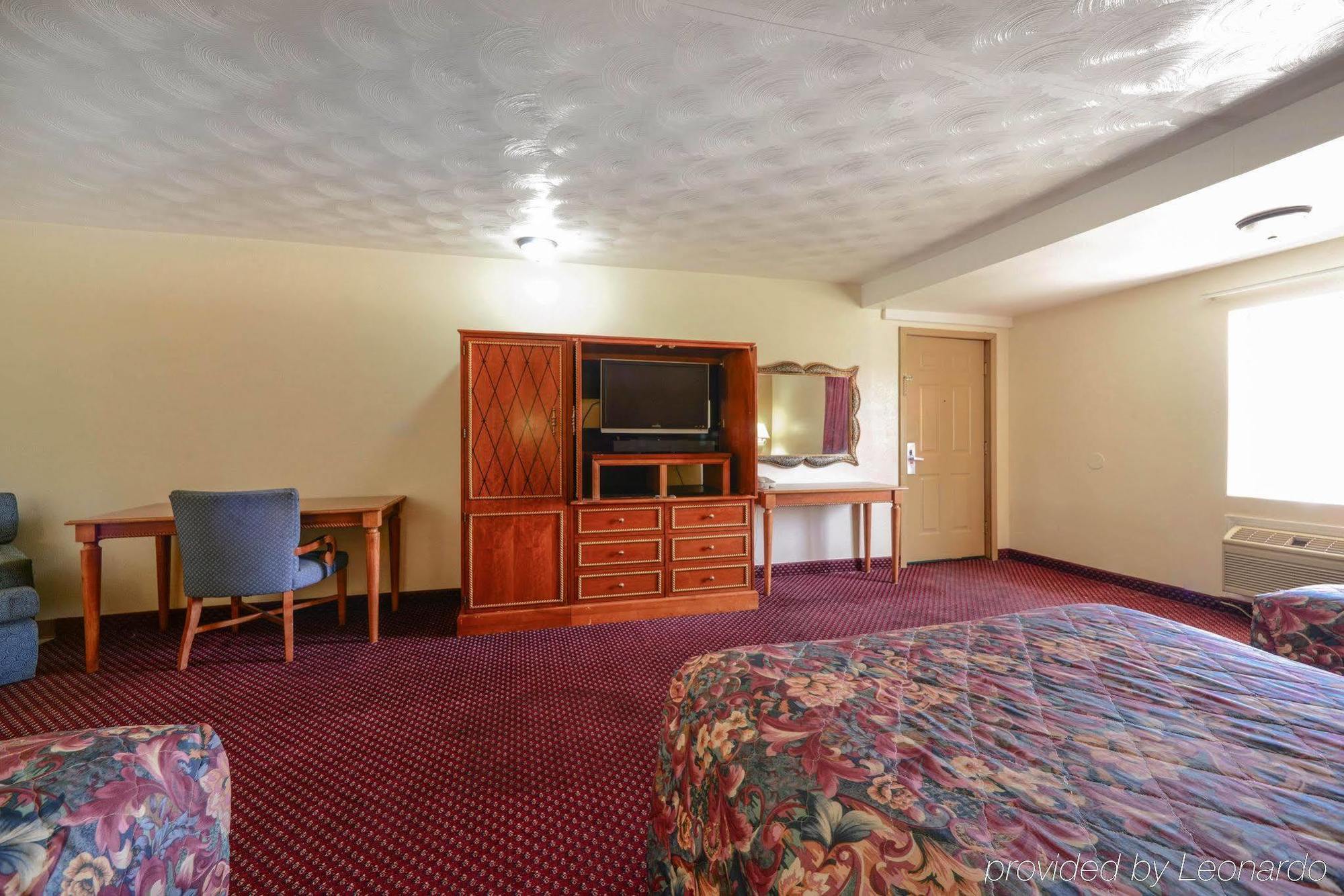 Econo Lodge Inn & Suites Carbondale Ngoại thất bức ảnh