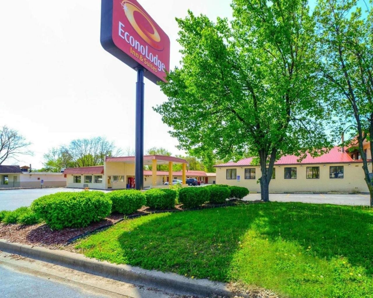 Econo Lodge Inn & Suites Carbondale Ngoại thất bức ảnh