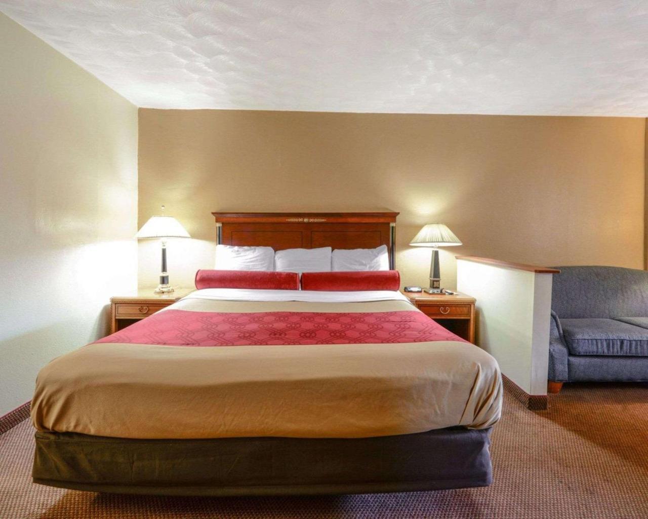 Econo Lodge Inn & Suites Carbondale Ngoại thất bức ảnh